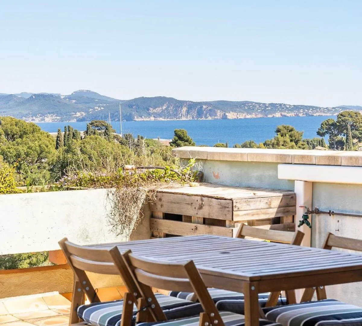New Moon Apartment La Ciotat France